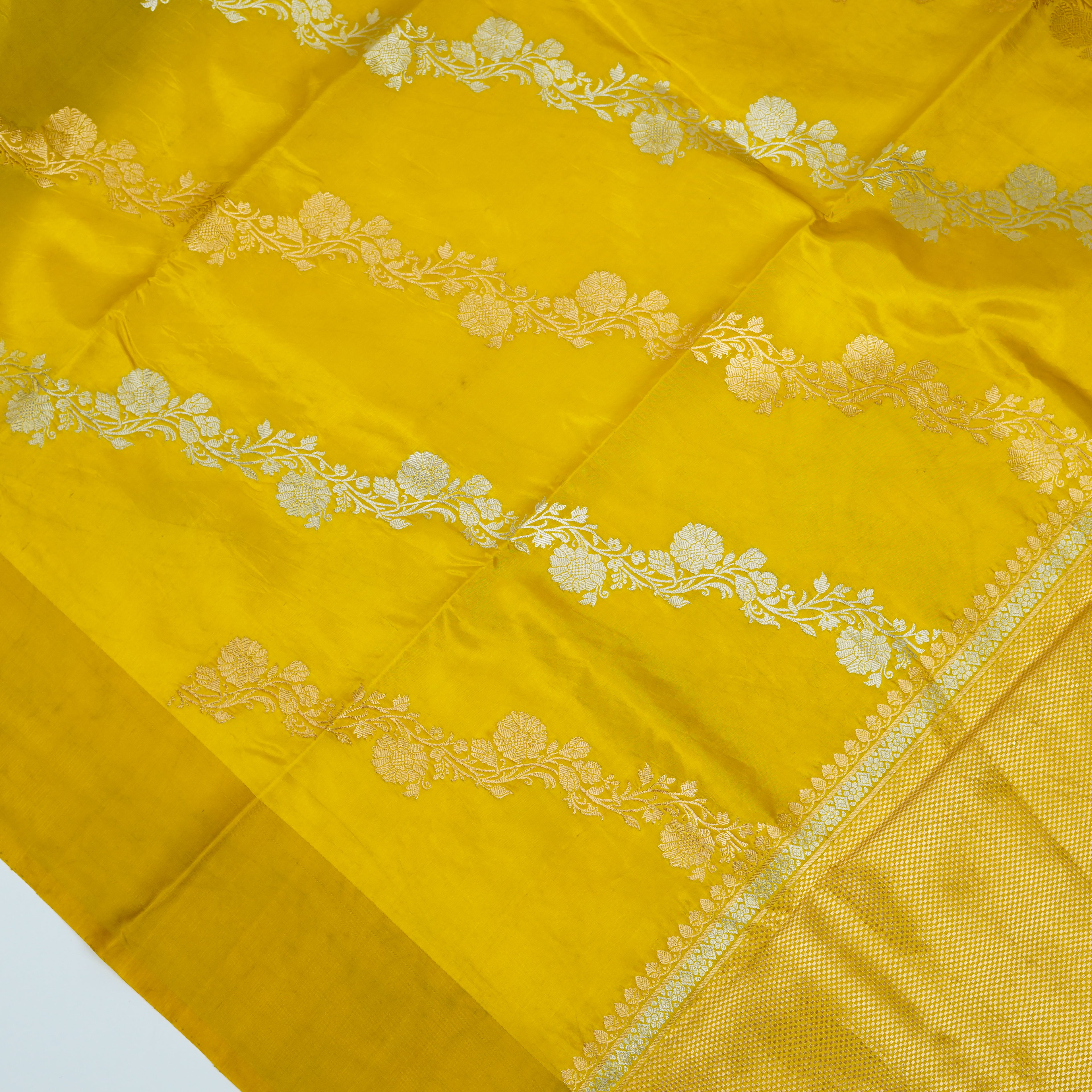 Mustard Yellow - Pure Raw Mango Banarasi Saree with Parallel Ara Jaal in Golden and Silver Zari